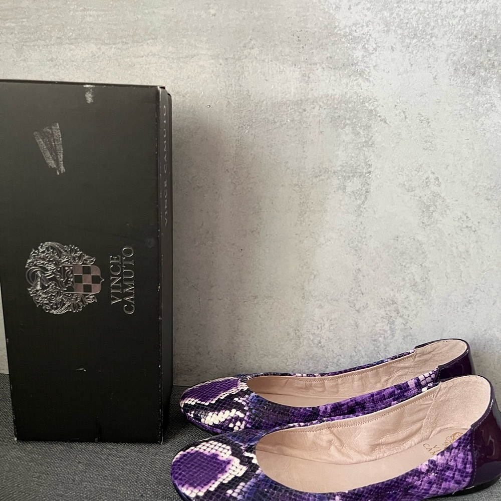 Vince Camuto Purple Snakeskin Ballet Flats - Picture 4 of 4